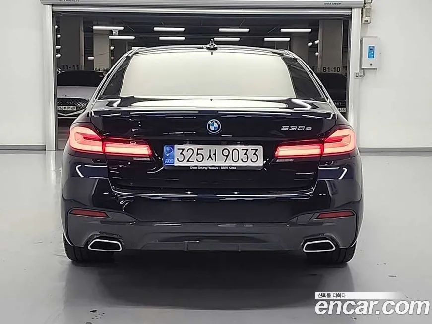 BMW 5-Series 2022 из KR, фото 8