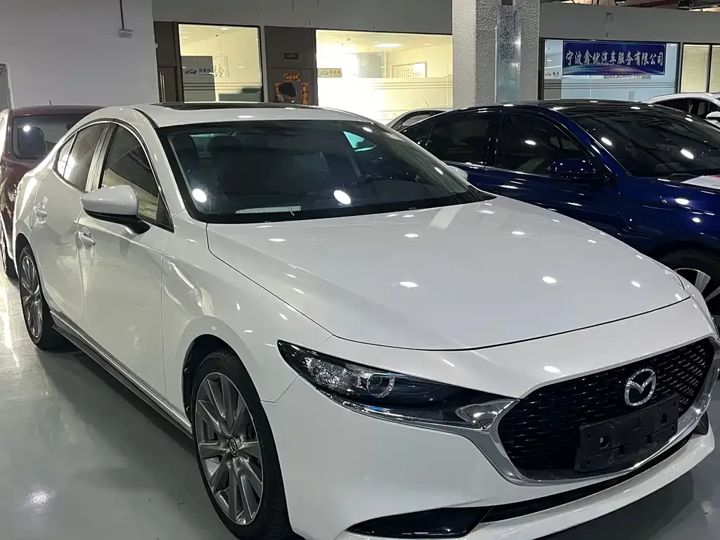 Mazda 3 Axela 2022 из CN, фото 5