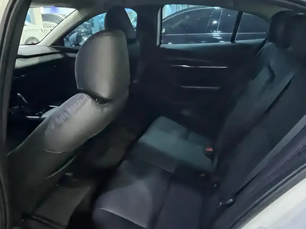 Mazda 3 Axela 2022 из CN, фото 9