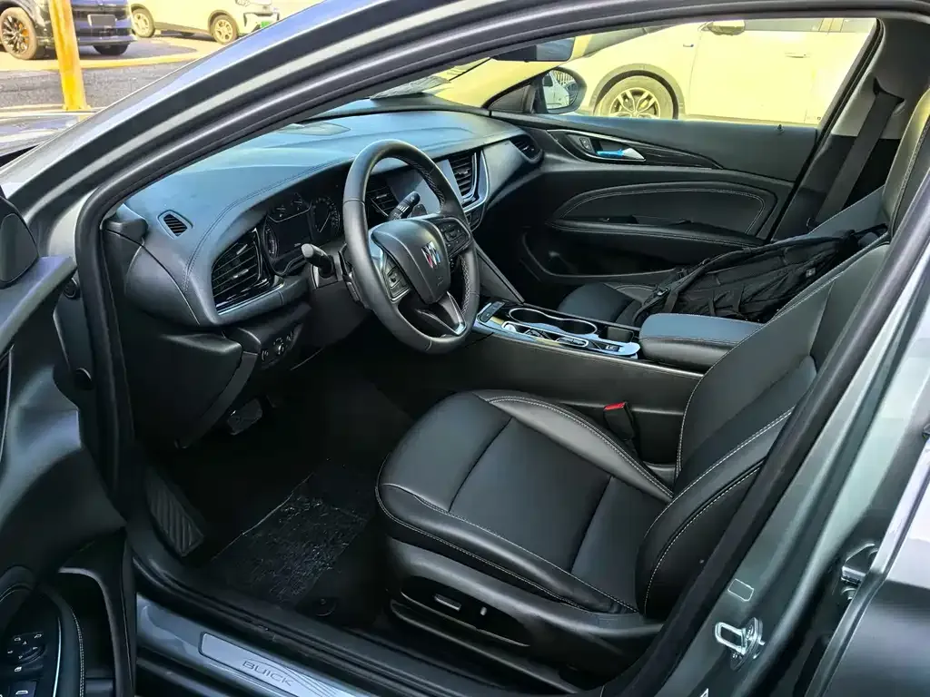 Buick Regal — фото 2
