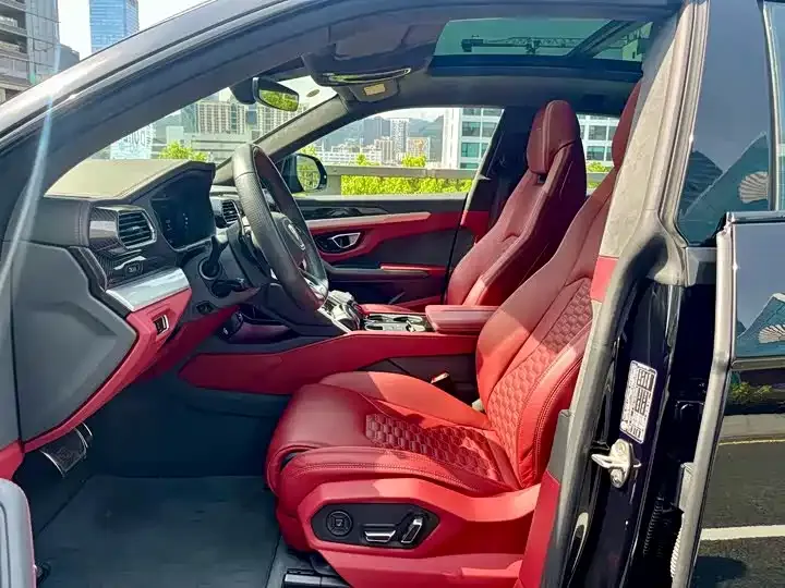 Lamborghini Urus 2022 из CN, фото 5