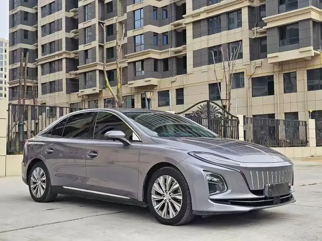 Hongqi E-QM5 2023 из CN, фото 5