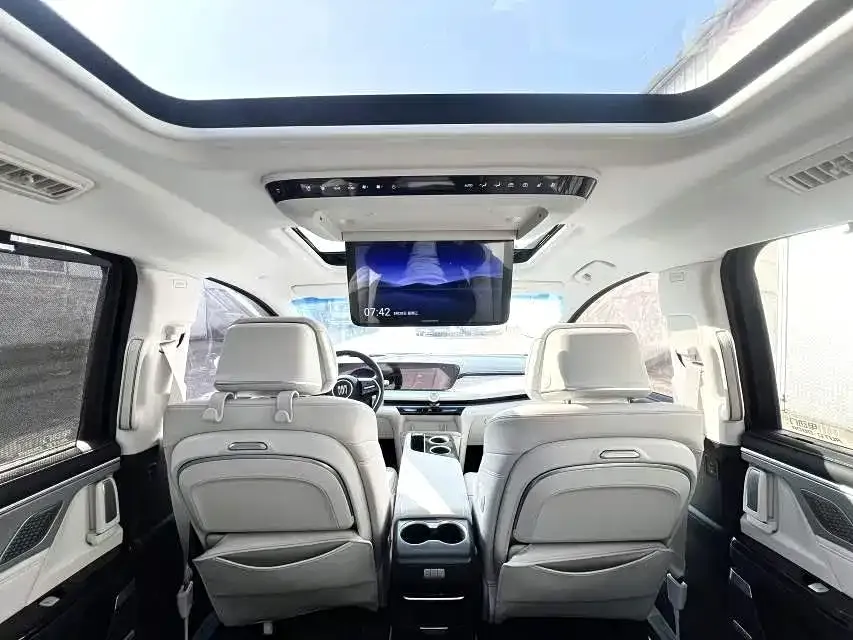 Buick GL8 Hybrid 2024 из CN, фото 6