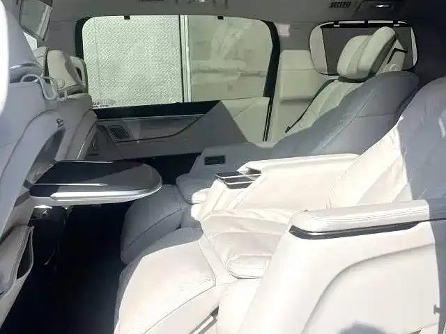 Buick GL8 Hybrid 2024 из CN, фото 2