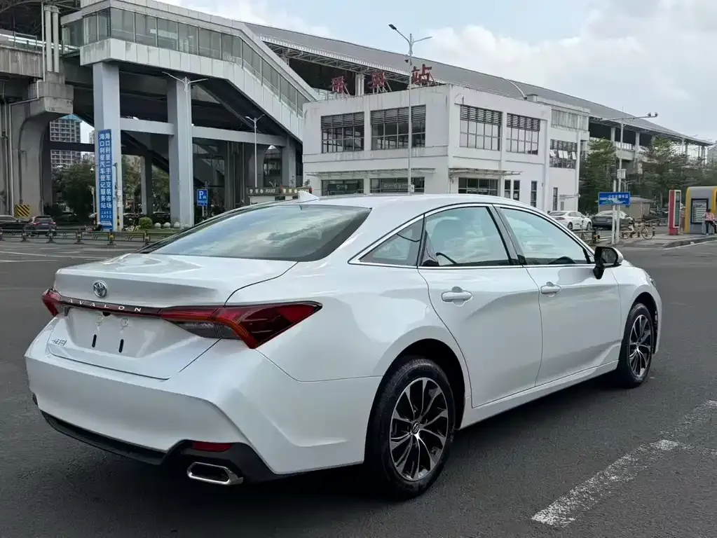 Toyota Avalon 2026 из CN, фото 8