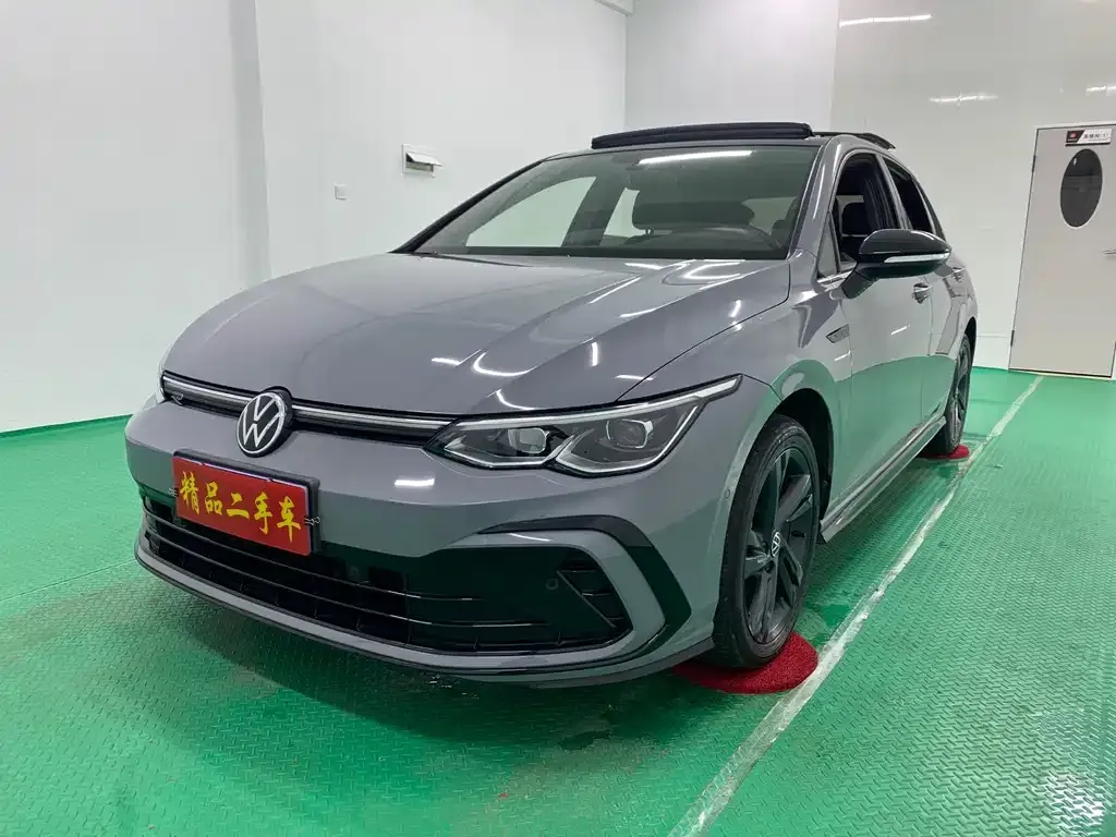Volkswagen Golf 2022 из CN, фото 1