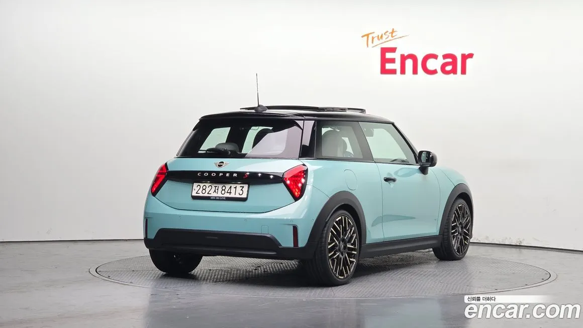 Mini Cooper 2025 из KR, фото 7