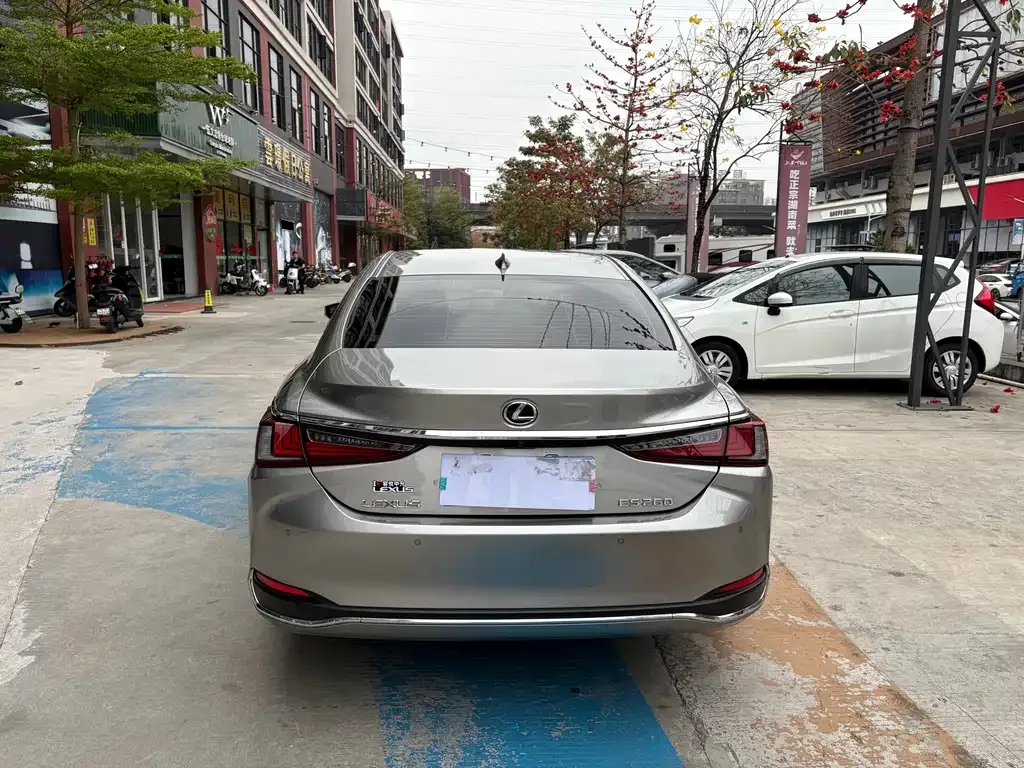 Lexus ES 2023 из CN, фото 7