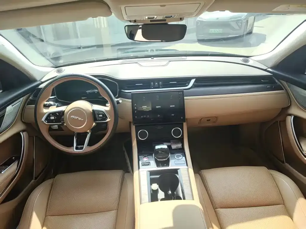 Jaguar XFL 2024 из CN, фото 6