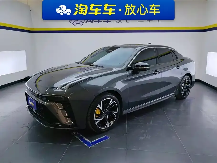 Lynk & Co 03 2.0TD DCTPower Pro 1
