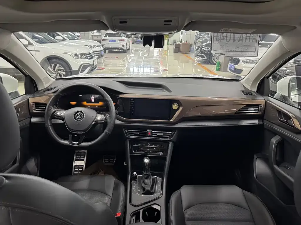 Volkswagen Tharu 2022 из CN, фото 10