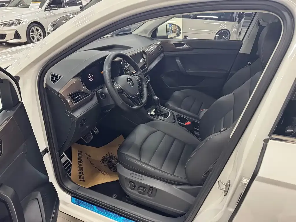 Volkswagen Tharu 2022 из CN, фото 9