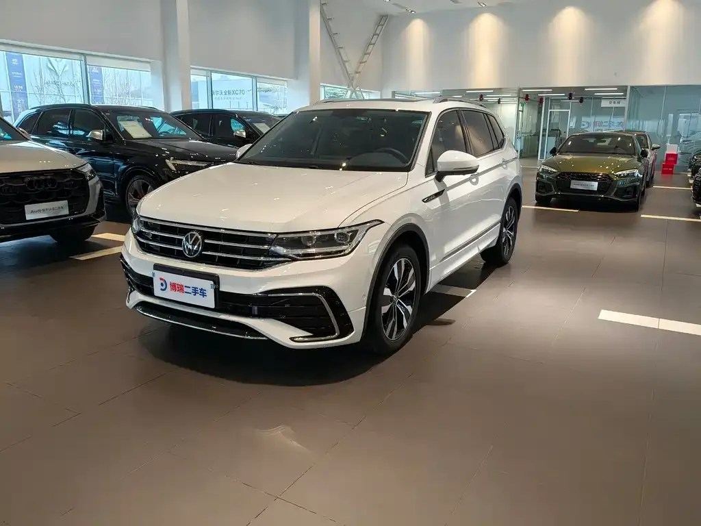 Volkswagen Tiguan L 2025 из CN, фото 6