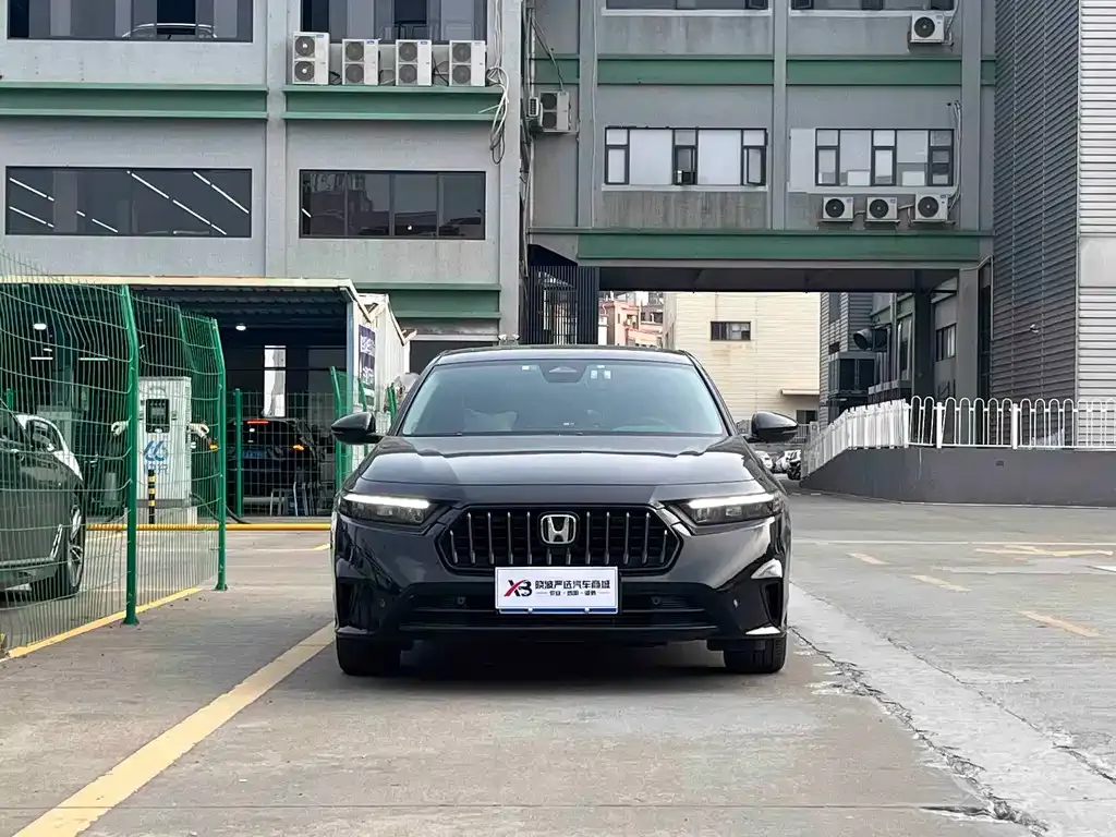 Honda Inspire 2023 из CN, фото 3