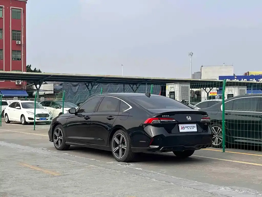 Honda Inspire 2023 из CN, фото 4