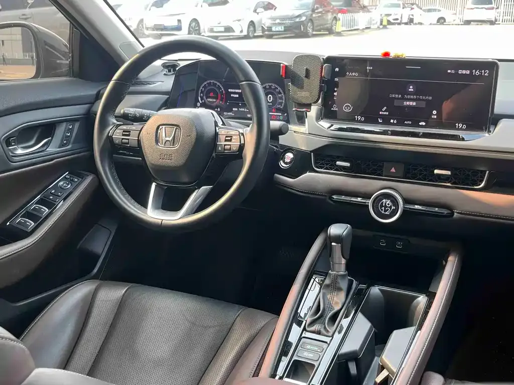 Honda Inspire 2023 из CN, фото 10