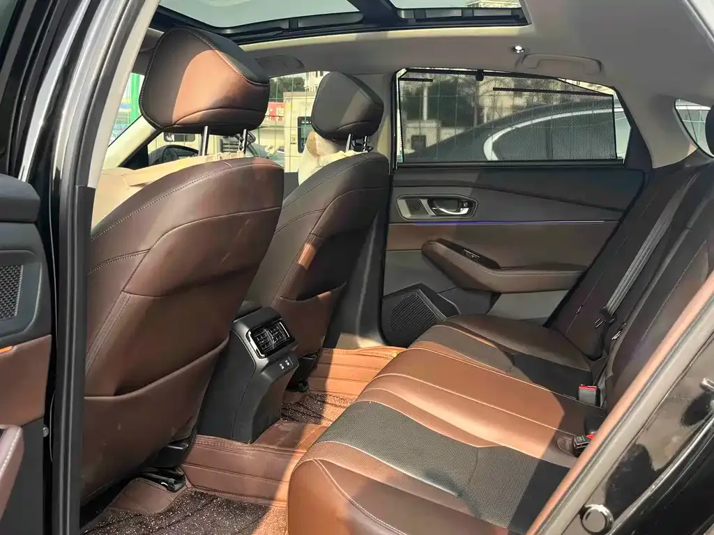 Honda Inspire 2023 из CN, фото 5