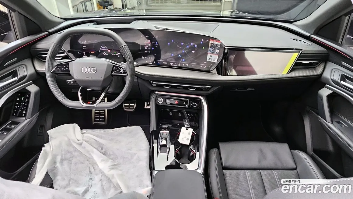 Audi Q5 2025 из KR, фото 8