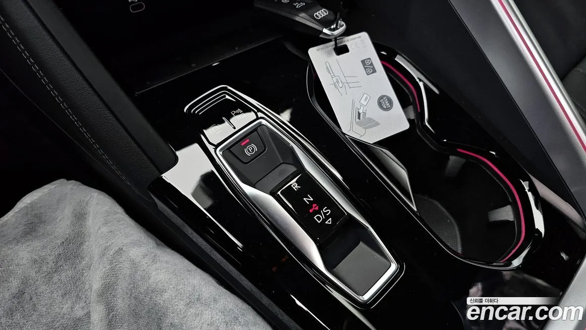 Audi Q5 2025 из KR, фото 7
