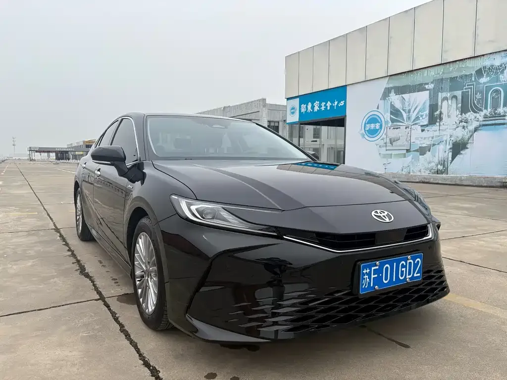 Toyota Camry 2024 из CN, фото 4