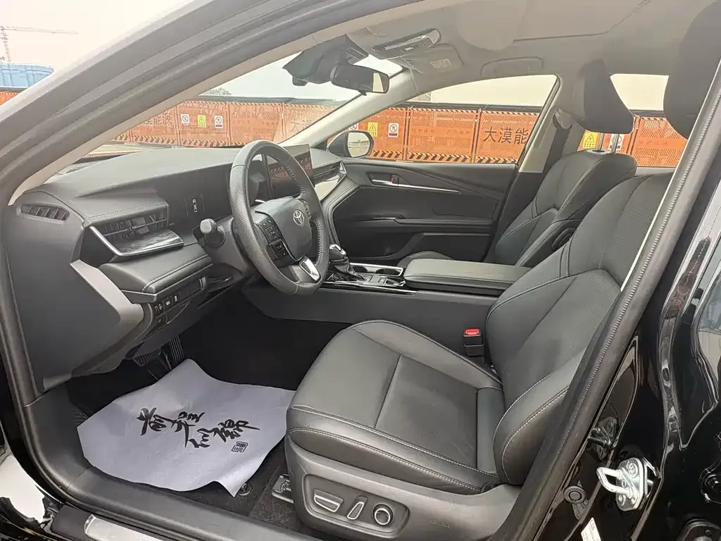 Toyota Camry 2024 из CN, фото 6