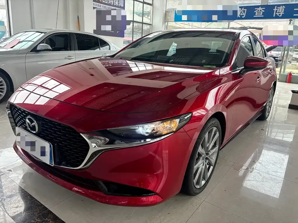 Mazda 3 Axela 2022 из CN, фото 1