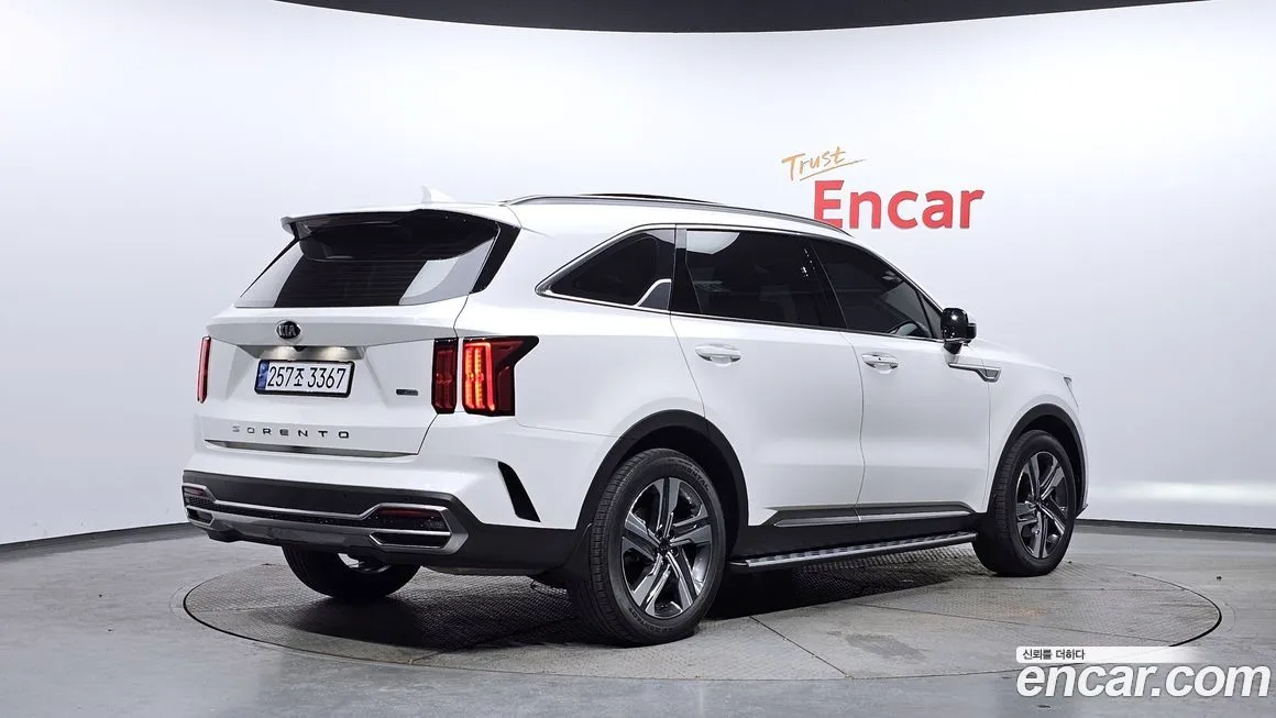 Kia Sorento — фото 10