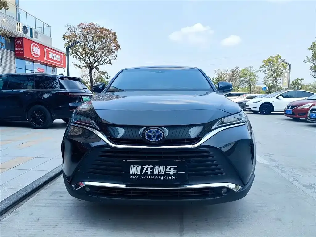 Toyota Harrier — фото 5
