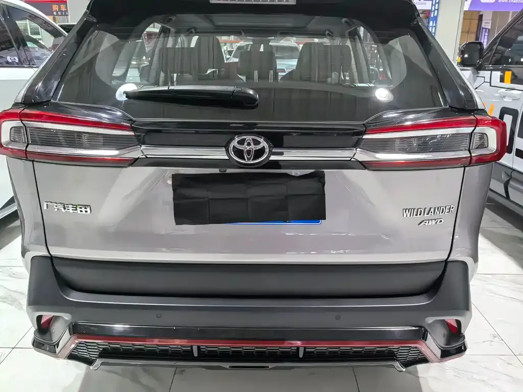Toyota Wildlander — фото 2