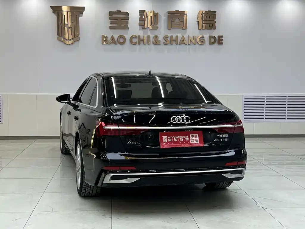 Audi A6L 2023 из CN, фото 2