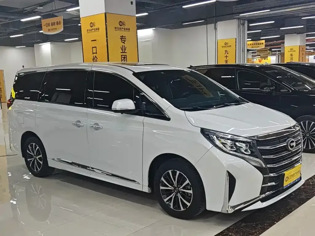 GAC Motor Trumpchi M8 — фото 3