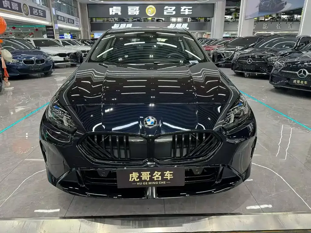 BMW 2 Series 2025 из CN, фото 9
