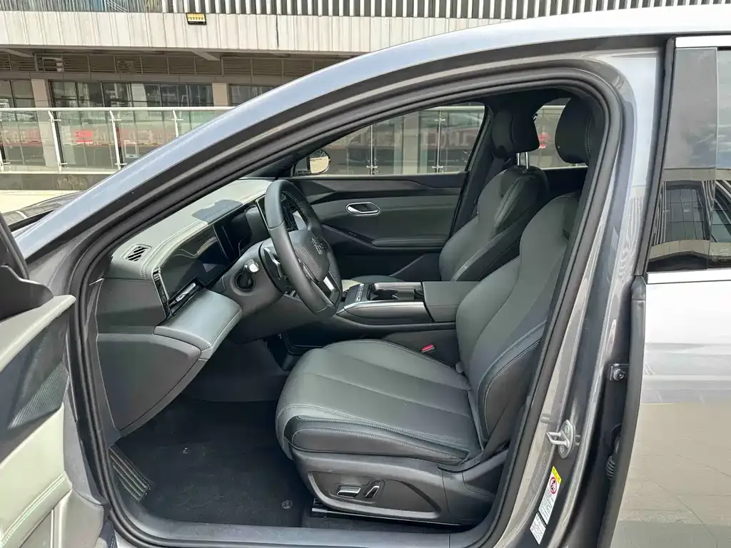 BYD Qin L 2025 из CN, фото 8