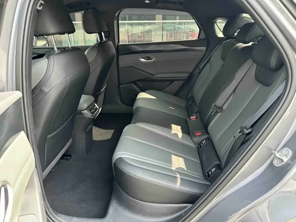 BYD Qin L 2025 из CN, фото 2