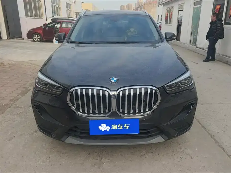 BMW X1 — фото 5