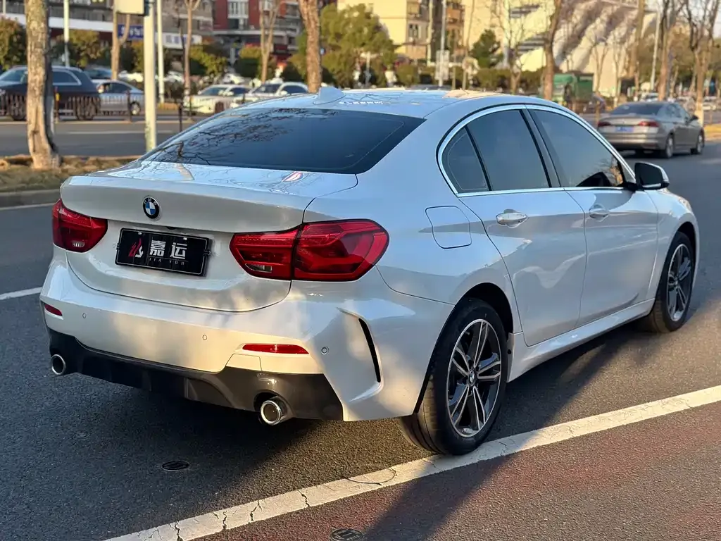 BMW 1 Series — фото 10