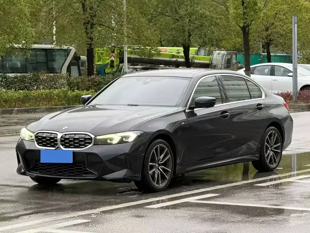 BMW 3 Series — фото 1