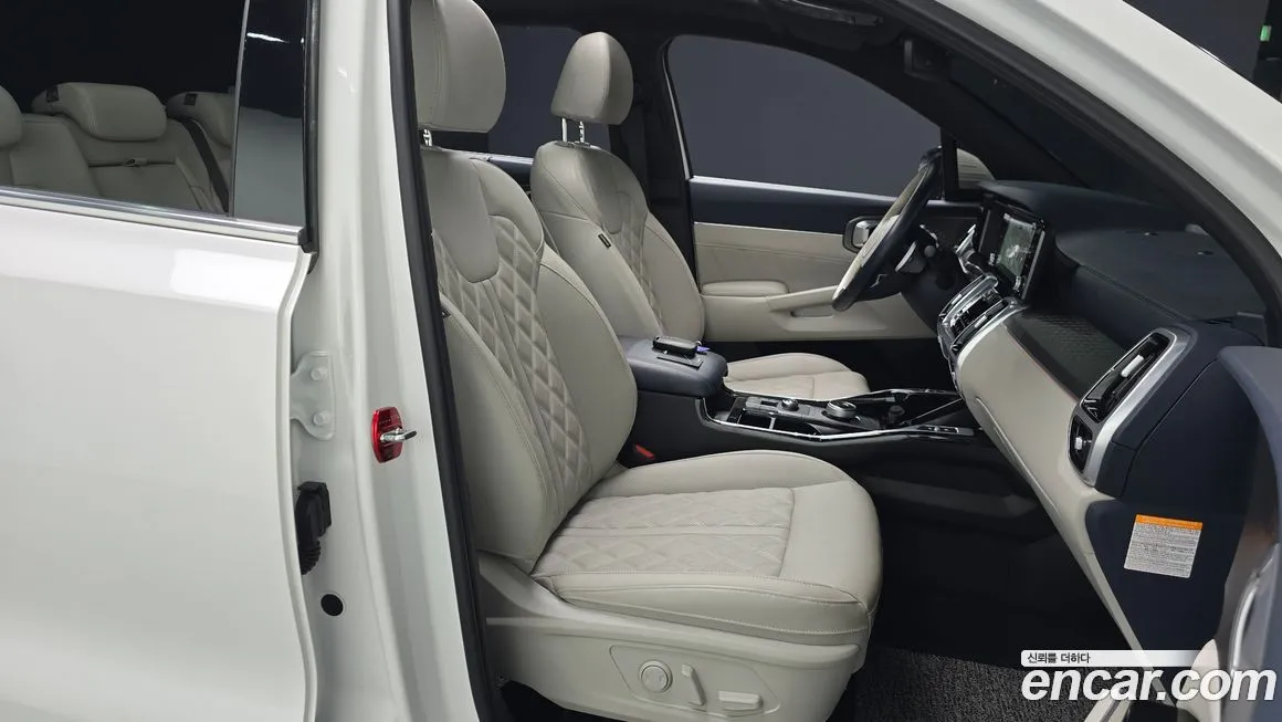 Kia Sorento — фото 7