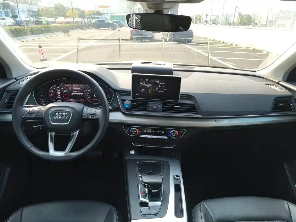 Audi Q5L 2021 из CN, фото 4