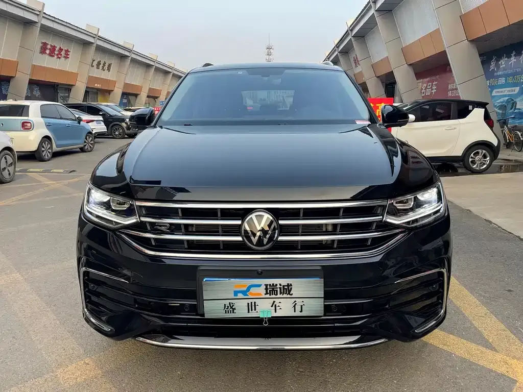 Volkswagen Tiguan L 2024 из CN, фото 8