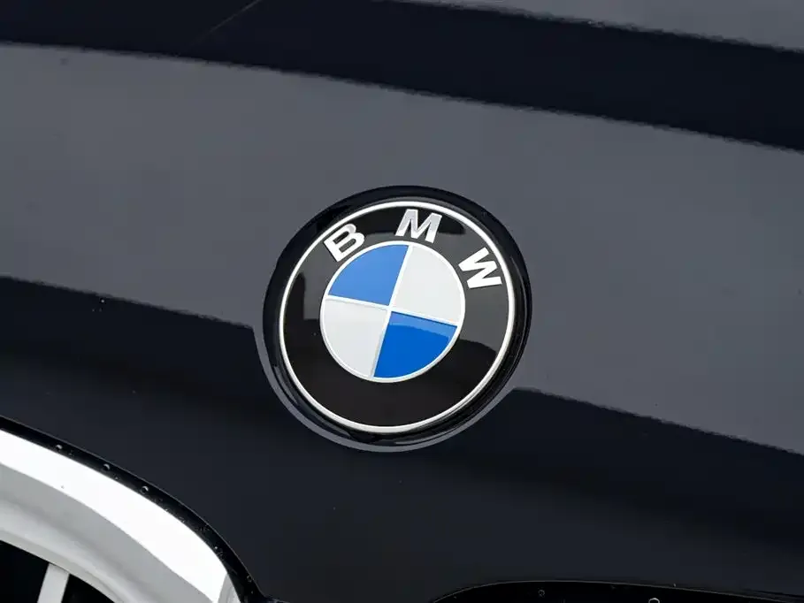 BMW 5 Series — фото 2