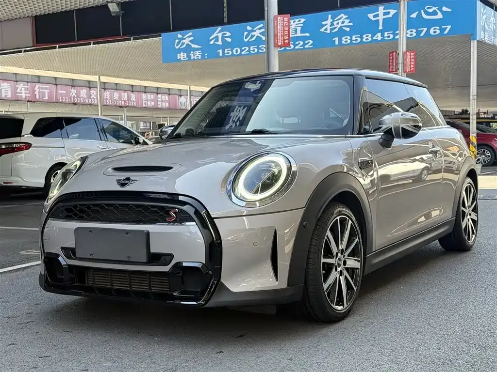 MINI Cooper (3-door) 2021 из CN, фото 1