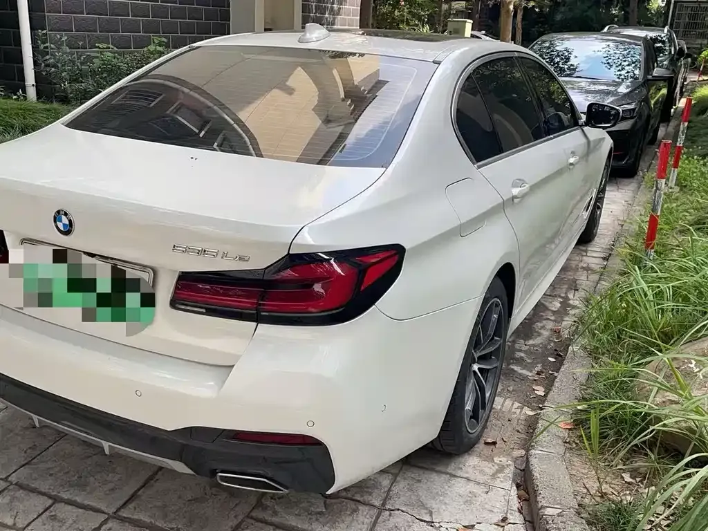 BMW 5 Series New Energy — фото 4