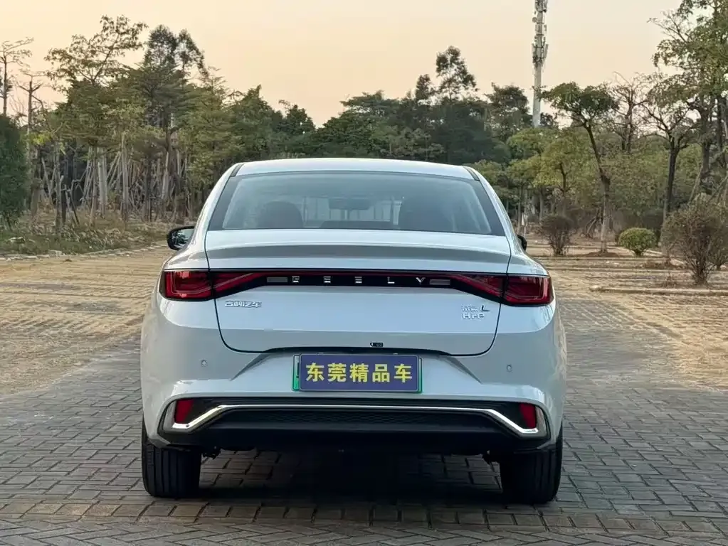 Geely L HiP 2025 из CN, фото 8