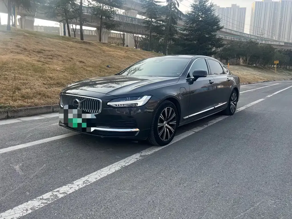 Volvo S90 PHEV — фото 1