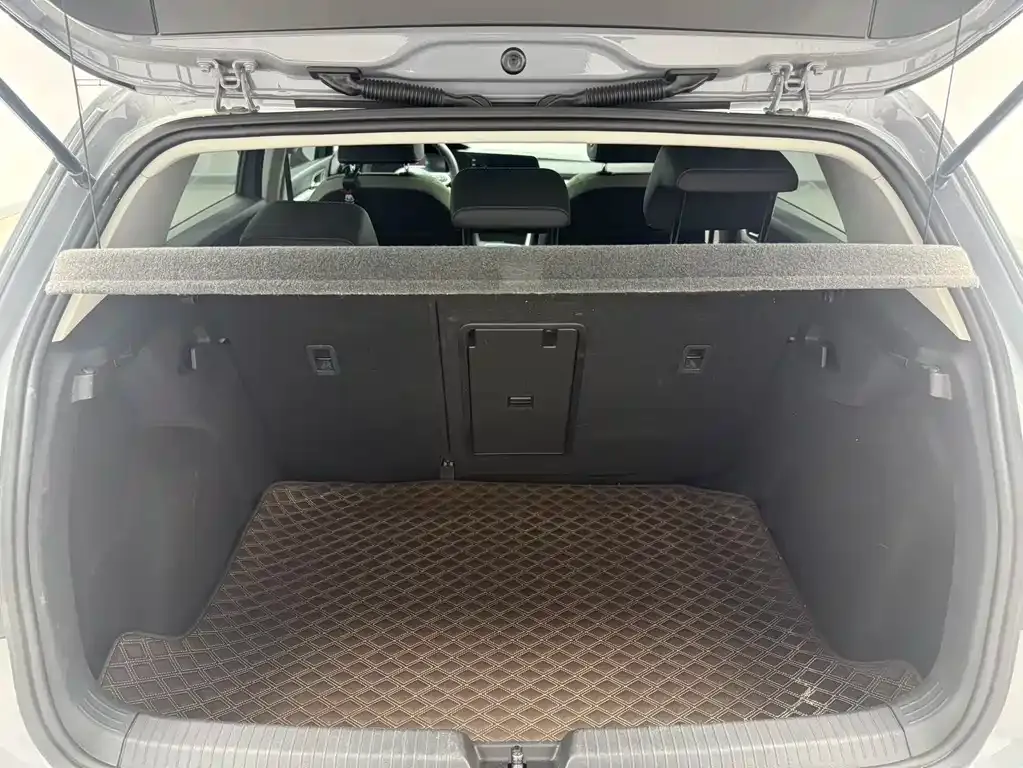 Volkswagen Golf 2021 из CN, фото 9
