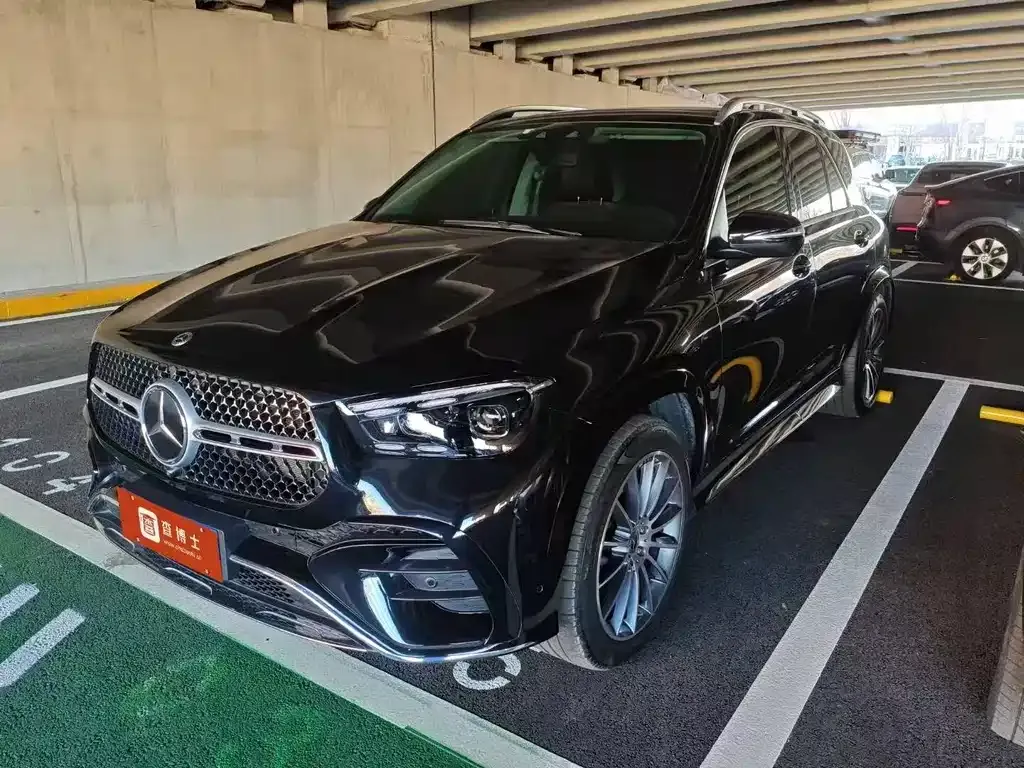Mercedes-Benz GLE — фото 1