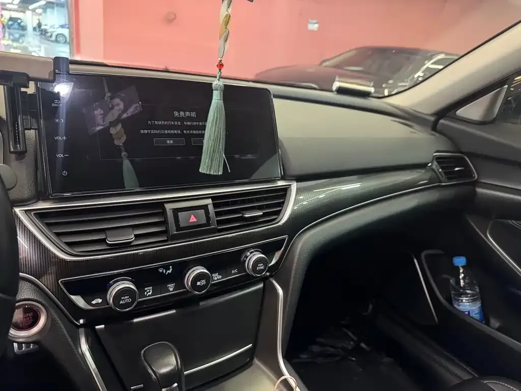Honda Accord 2022 из CN, фото 10