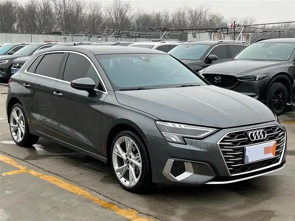 Audi A3 — фото 1
