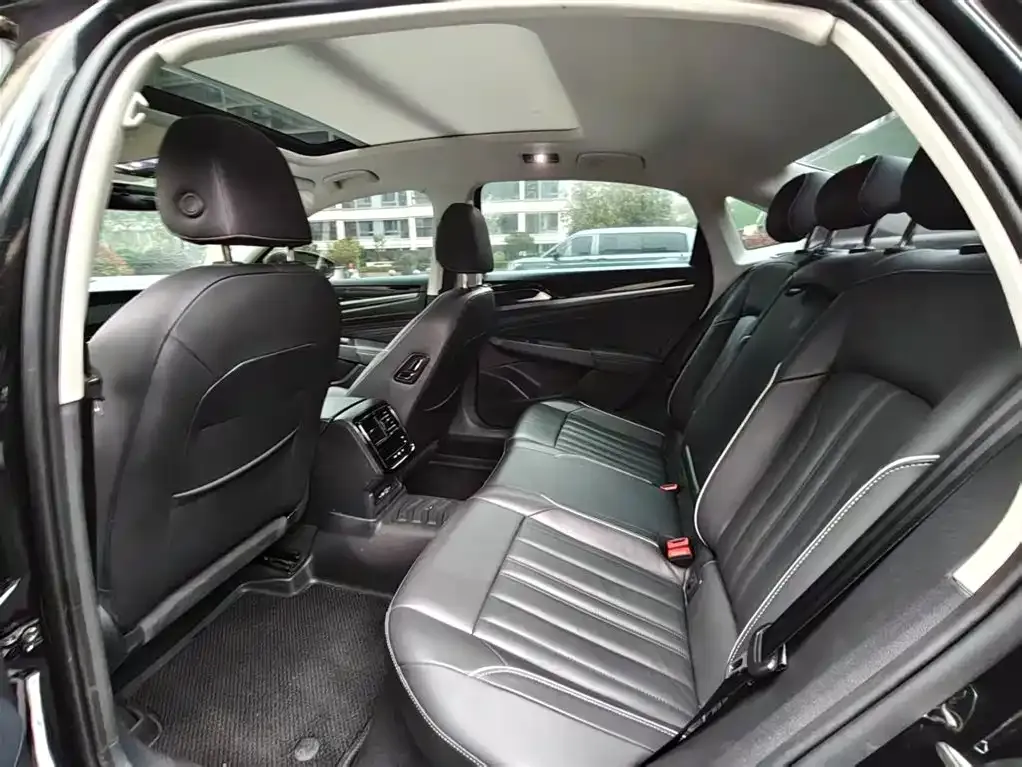 Volkswagen Passat — фото 3